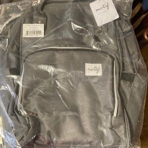 Motif breast pump backpack